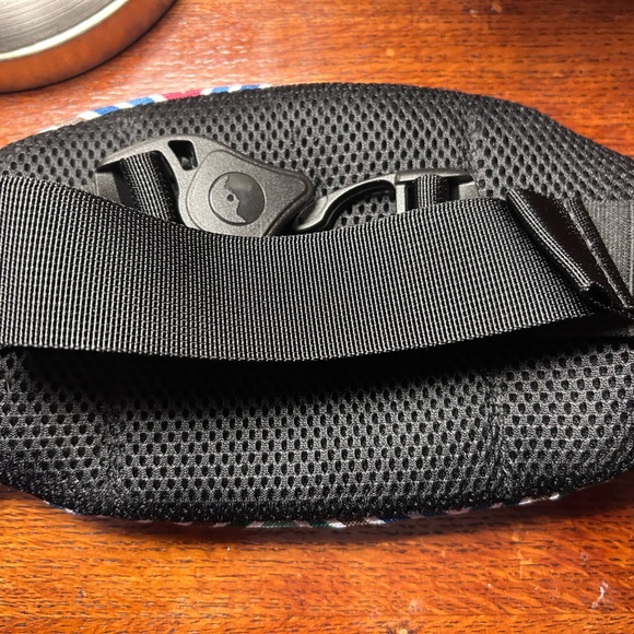 KAVU Canvas Spectator Waist Pack Fanny Pack Unicorn Farm Print belt bag - Picture 8 of 13